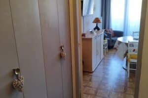 Hall d'entrée / grand placard