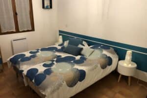 Chambre 2 avec salle d'eau