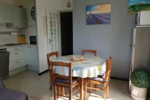 Pièce à vivre côté cuisine