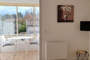 SALON LOGGIA