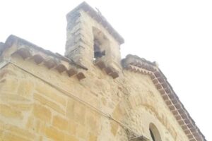 Itinéraire pédestre Pierrevert "Vignes et chapelle St Patrice"_Pierrevert