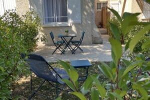 Côté jardin et terrasse