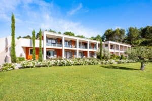 Le Mas des Oliviers 3