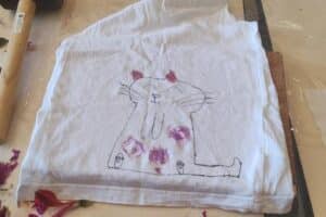 Atelier teinture végétale enfants vacances de la Toussaint