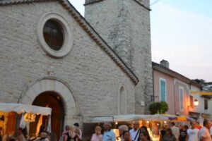 Les marchés nocturnes de Gréoux