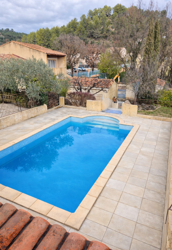 Piscine de la copropriété