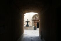 Passage vers Saint Sauveur